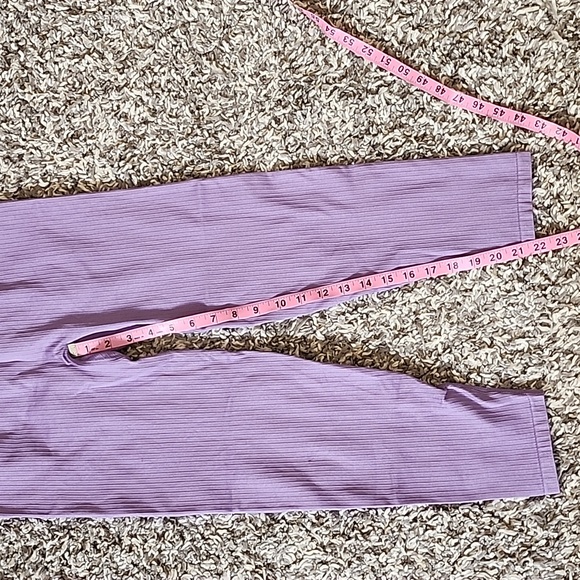 VS Pink Active High Waist 7/8 tights with phone pocket - Picture 7 of 8